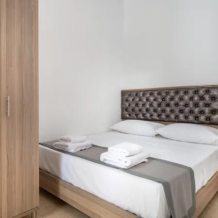 Jolandas Daire Toroni